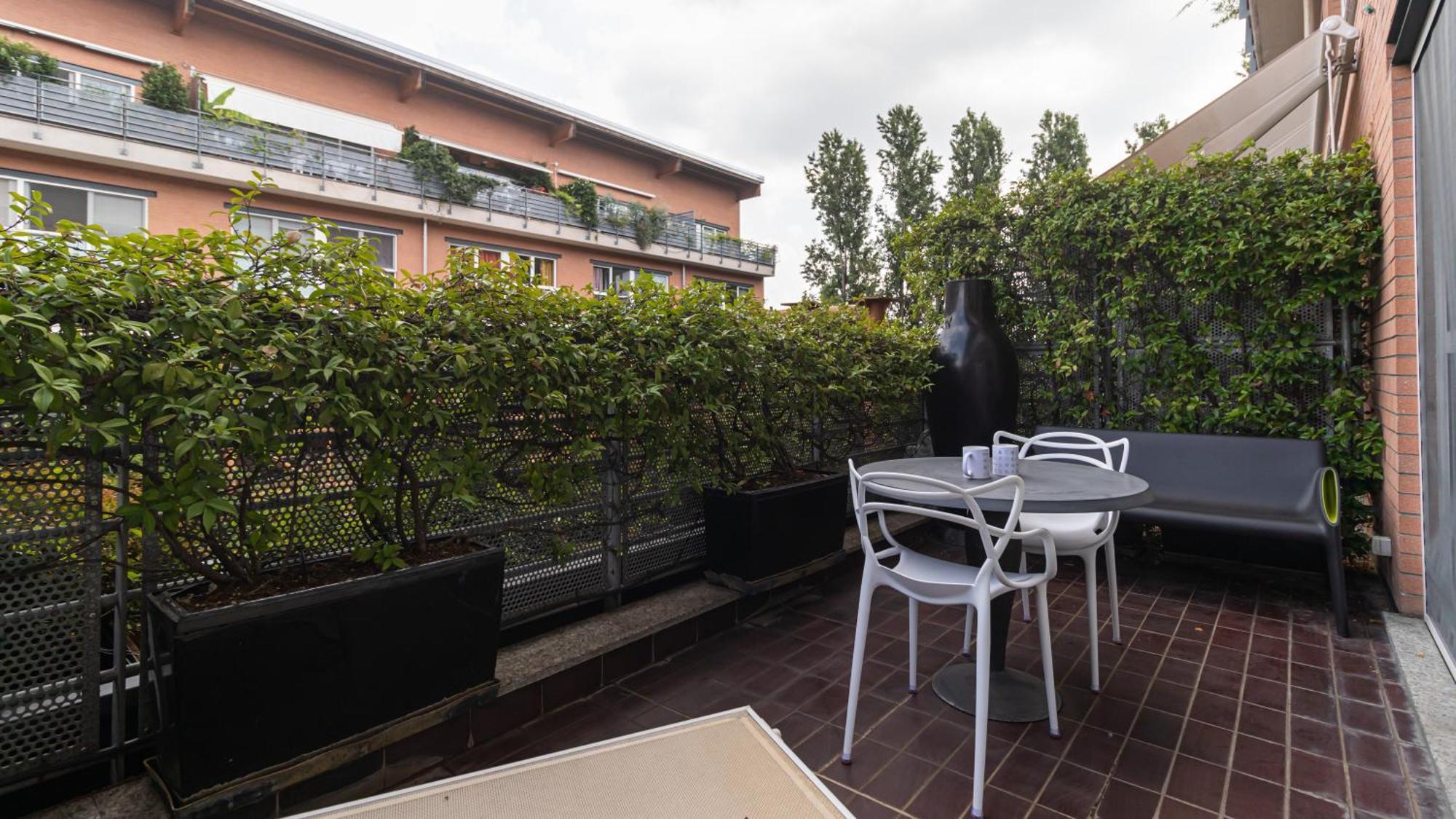Italianway - Savona 123 * Milano